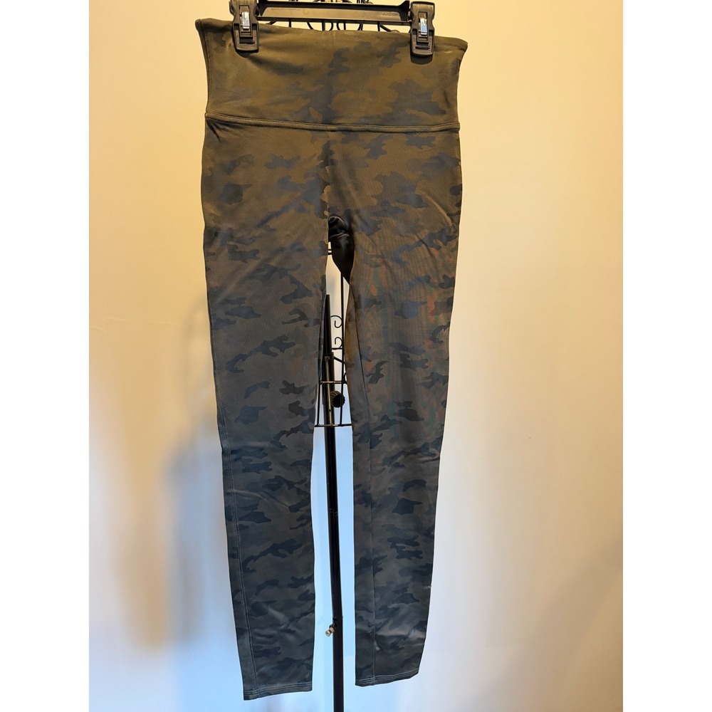 Spanx Look at Me Now Seamless Leggings Green Camo High Waist Womens Medium